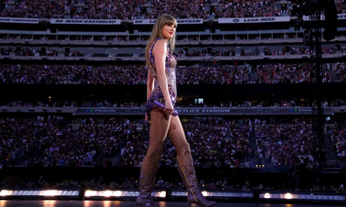 Taylor Swift fans take down AMC App